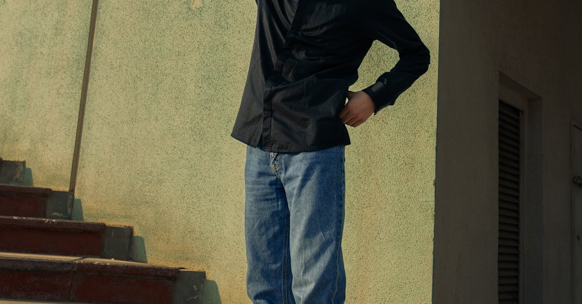 DIY vs Professional Cavity Wall Insulation Removal: What You Need to Know