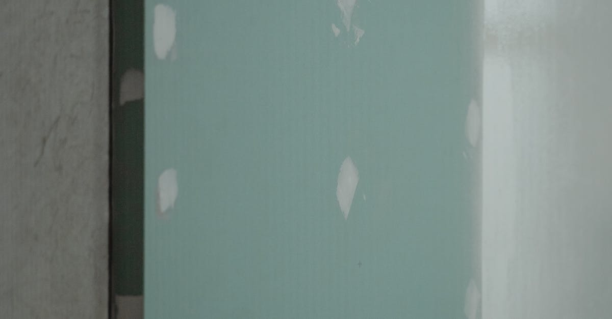 How to prepare a site for emergencies during insulation removal