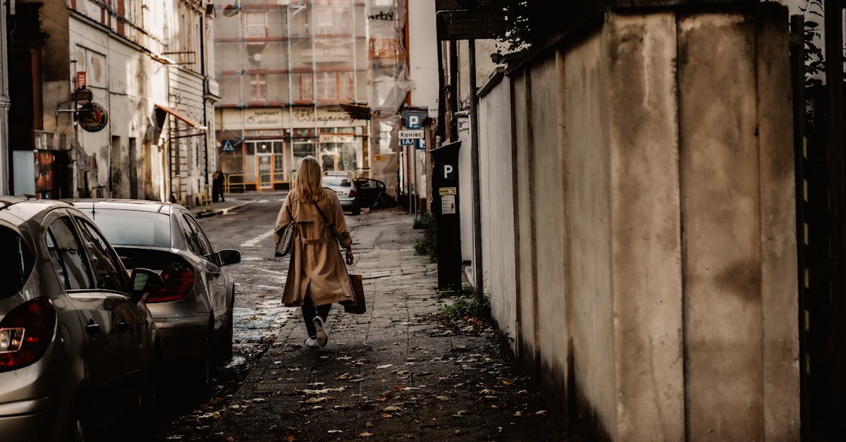 Review of Best Practices in Site Safety Assessments for Insulation Projects