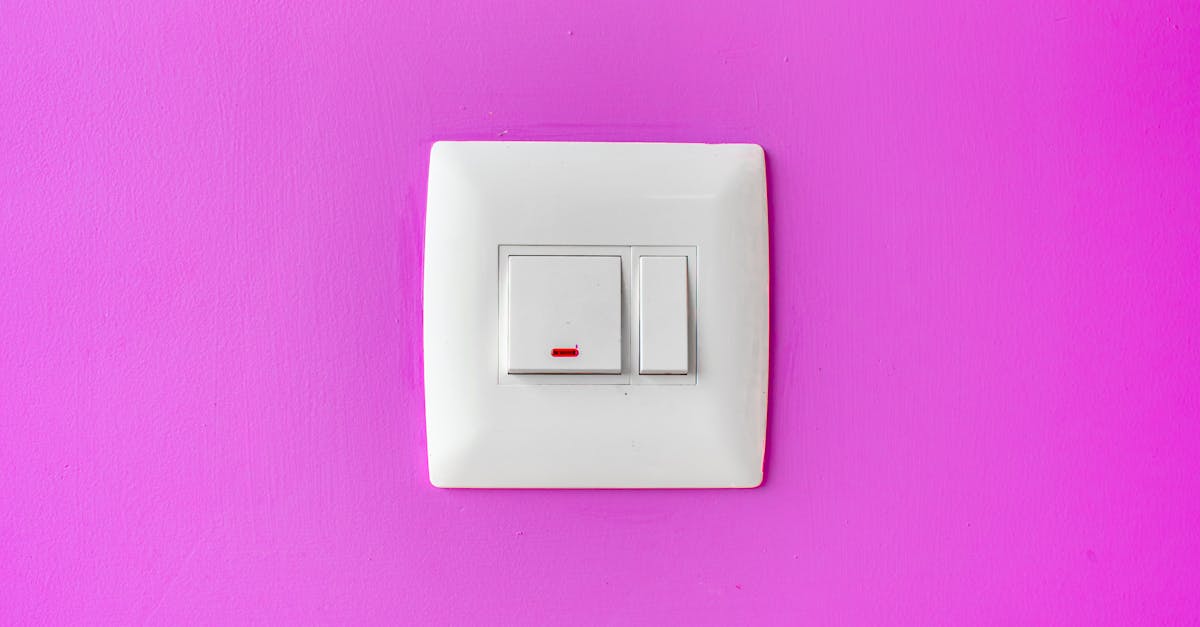 What Factors Determine the Overall Cost of Insulation Removal